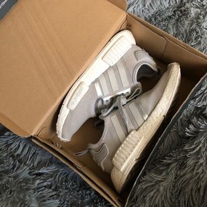 ‼️ SOLD ‼️ Adidas NMD R1 Grey Shoes